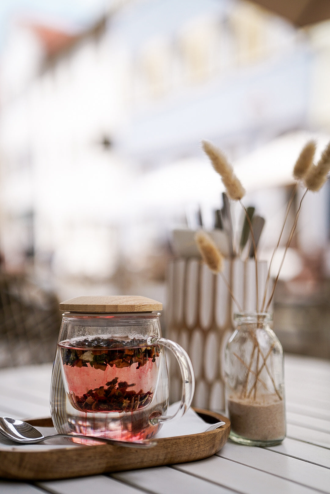 Glas Teetasse mit Glassieb & Holzdeckel
